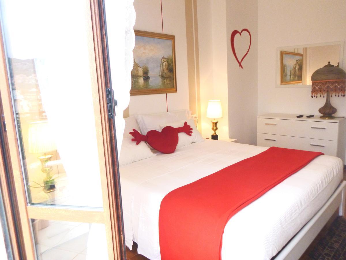I Love Pietra Ligure Exterior photo